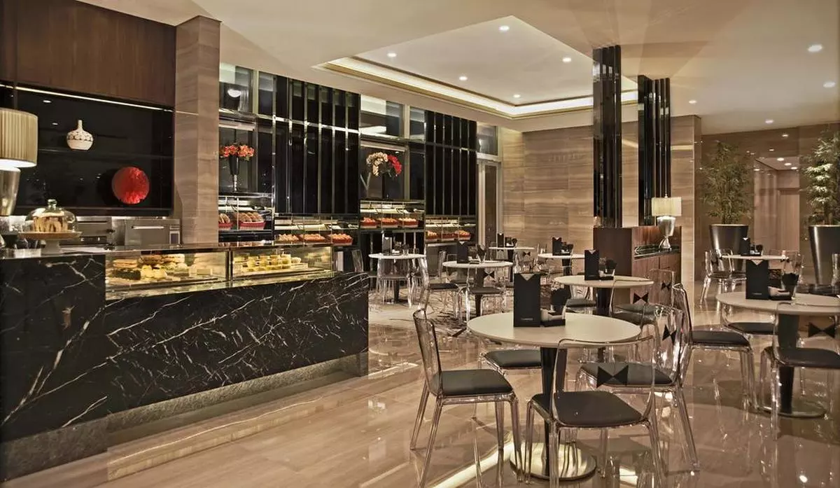Carlton Hotel Singapore REST (Copy).jpg